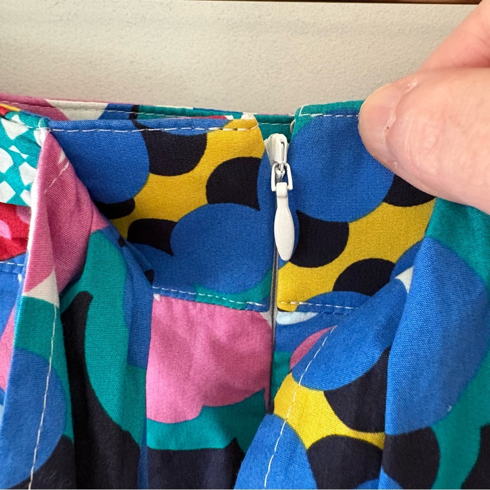 J. Crew Tie-back Tulip Skirt in Ratti Kaleidoscope Floral. Size 2. - Picture 9 of 15